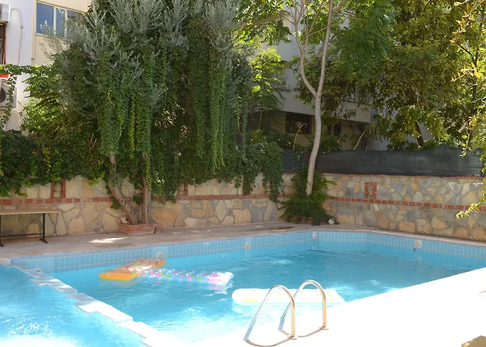 City Hotel Otel Kuşadası