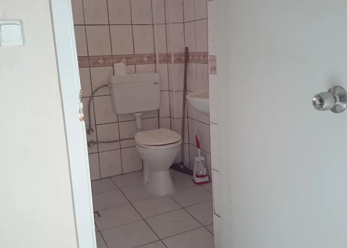 Отель City Hotel 2*