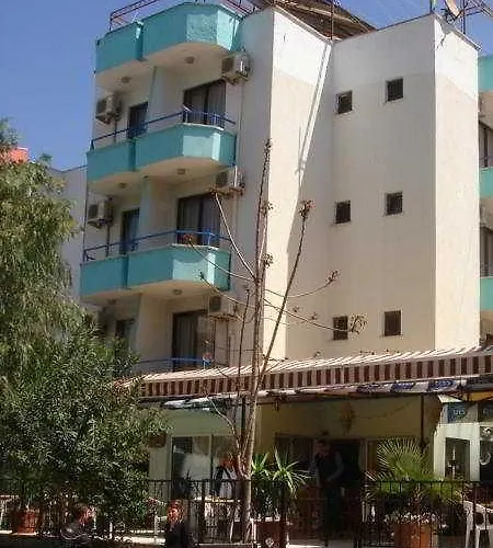 City Hotel 2* Кушадасы