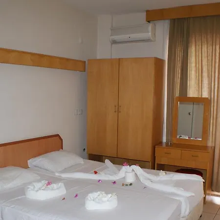 מלון City Hotel 2*