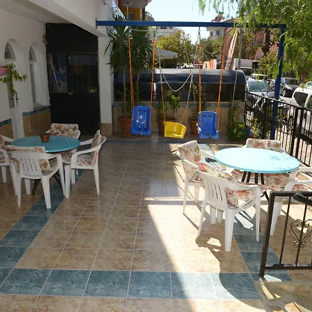 City Hotel קוסדסי